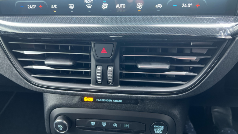 Ford Focus 1.0 EcoBoost Hybrid mHEV 155 ST-Line 5dr Auto Petrol Hatchback